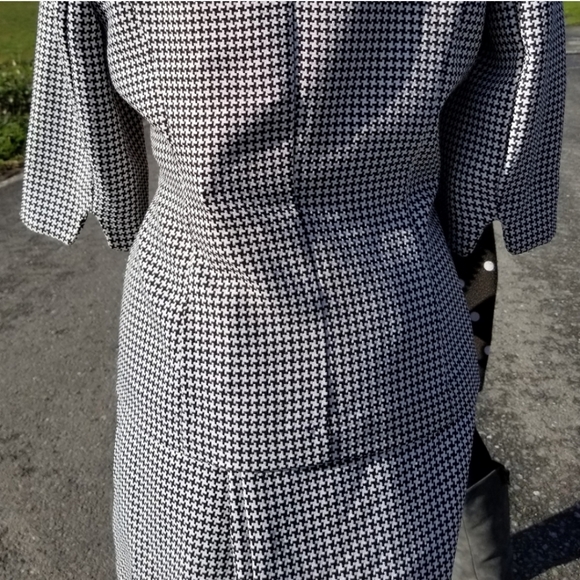 T. Milano pencil skirt suit set sz 12P blk/wht - Picture 7 of 11